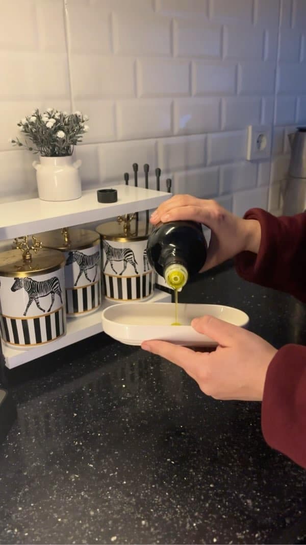 Nizolive ile ekmek banma ritüeli ✨